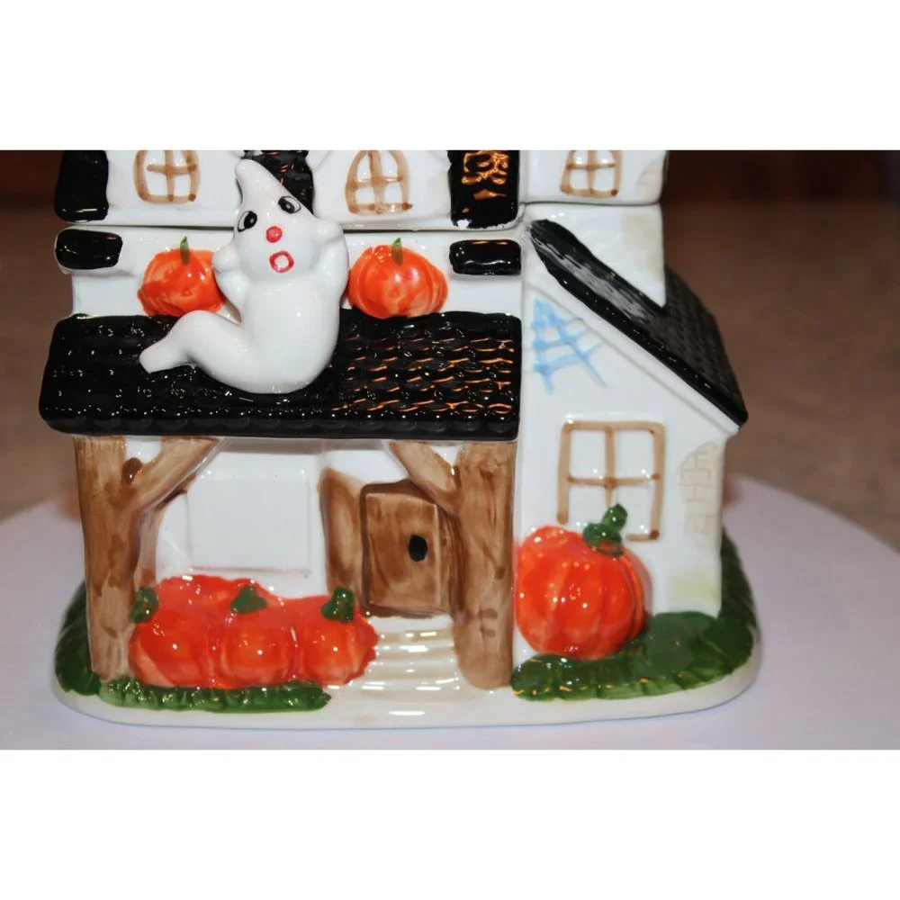 Cookie Jar - Haunted House